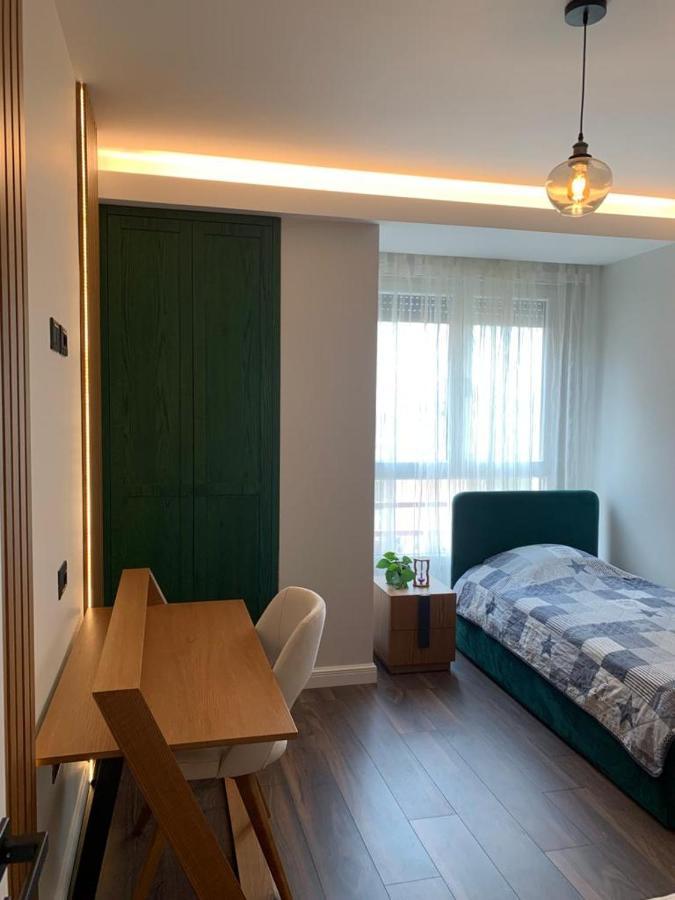 Central Deluxe Apartment Tirana Exteriör bild